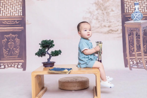 阳谷蜡笔小新美伢怀孕